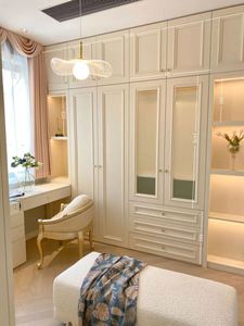 Armario Multiusos Fácil de Montar con Compartimento de Almacenamiento para Dormitorio Principal o Guardarropa - Product Image 4