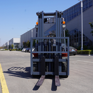 새로운 고품질 창홍 리치 디젤 엔진 지게차 공장도 가격, 2톤 적재 용량, 험지용, 1년 보증 - Product Image 5