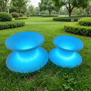 Chaise pivotante moderne d'extérieur en PE avec éclairage LED solaire RGB, tabouret rotatif à 360° pour usage commercial - Product Image 1
