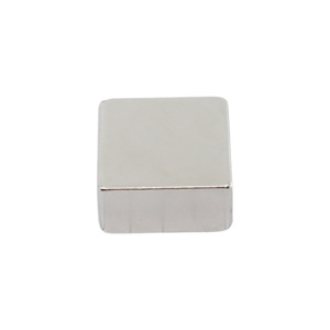 [MAGNETO] Aimant en néodyme permanent, bloc carré robuste pour fixation structurelle et installation industrielle - Product Image 1