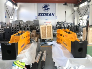 SOOSAN ไฮดรอลิกเบรกเกอร์ SB 131 แบบกล่อง  ชิ้นส่วนหลักสำหรับรถขุดขนาด 30-45 ตัน รับประกัน 1 ปี สำหรับงานก่อสร้าง - Product Image 2