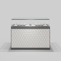 Vitrine de présentation de bijoux de luxe sur mesure, design neuf, verre trempé, acier inoxydable, éclairage LED, haute qualité