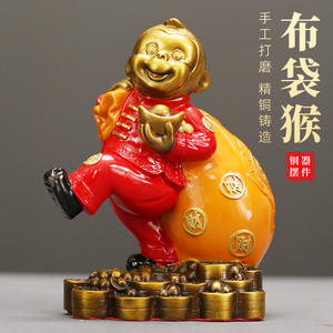 Sac en tissu singe porte-bonheur, ornement créatif pour la décoration intérieure, décoration de bureau, cadeau d'ouverture de magasin, sac à monnaie, décoration entièrement en cuivre - Product Image 1