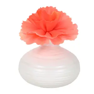 Novo design 130ml vaso cerâmico flores forma reed difusor e óleo essencial conjunto