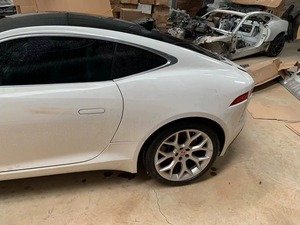 Parti di Ricambio per Jaguar <span class=keywords><strong>F</strong></span>-Type: Motore, Cambio, Sospensioni, Kit Carrozzeria, Paraurti, Fari - Componenti Auto Usati per Jaguar FT - Product Image 6