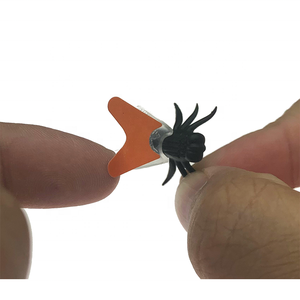 Vente en gros de 14 jouets classiques assortis Boîte à crottes Cartes de fantaisie Jeux de société pour Halloween Blagues scientifiques Cadeaux de fantaisie en plastique - Product Image 4