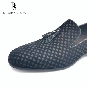 Chaussures habillées à enfiler pour hommes en cuir véritable de haute qualité, motif gaufré élégant, confortables, souples et respirantes, pour le bureau, les mariages et les occasions décontractées - Product Image 5