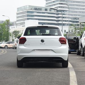 <span class=keywords><strong>Volkswagen</strong></span> <span class=keywords><strong>Polo</strong></span> 2016 Usado, Caja de Cambios Automática, Asientos de Tela, Cámara Trasera, Control de Crucero <span class=keywords><strong>ACC</strong></span>, Tracción Delantera - Product Image 5