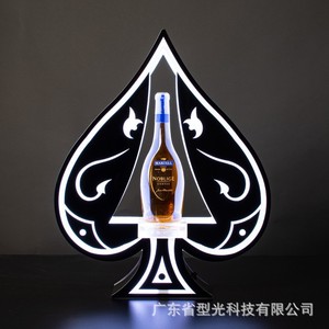 แท่นวางไวน์อะคริลิคเรืองแสงรูปเอซออฟสเปดส์ สำหรับงานปาร์ตี้ ดีไซน์ทันสมัย - Product Image 3