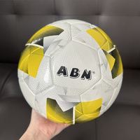 Ballon de football professionnel thermocollé taille 5, qualité match, cuir PU, utilisation intérieure/extérieure, taille personnalisable, prêt à être expédié