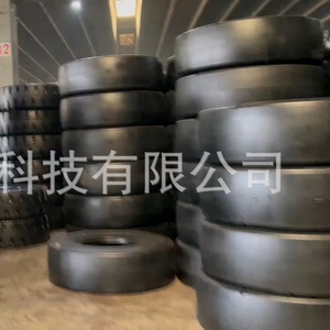 Venta Directa de Fábrica: Neumáticos Sólidos 16.25×6-11.25 — Resistentes al Desgaste, Resistentes a Pinchazos, Patrón de Banda de Rodadura SM (Tipo POB) — En Stock - Product Image 3