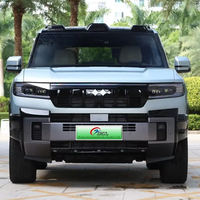 Nouvelles voitures en stock : SUV hybride 4x4 BYD Leopard 8 (BYD Bao 8) PHEV 2.0T, modèle 2026, en promotion à Dubaï