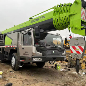 Grúa Móvil Zoomlion de 220 Toneladas Usada, Modelo 2023 Certificado, con Altura de Elevación Confiable y Transmisión Completa - Product Image 1