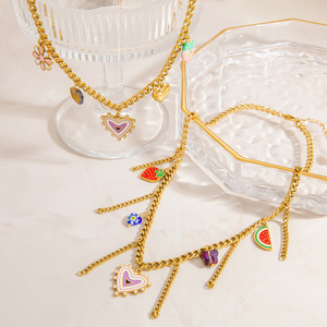 Collier en alliage de zinc en forme de cœur, couleur or 18 carats, chaîne de clavicule pour femmes, bijoux cadeau, accessoire de mode - Product Image 1