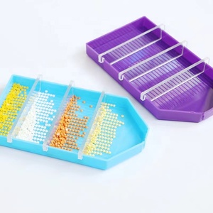 Large Capacity Diamond Rhinestone Plate Tray with Divider Paint Brush Diamond Painting Accessories Plastic Bead Sorting Tray