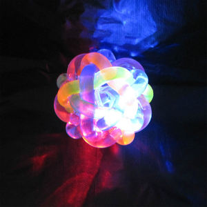 Jinying sıkmak dekompresyon stres giderici oyuncaklar 6.5cm ışık dokuma gökkuşağı topu aşınmaya dayanıklı zıplayan top Pet çiğnemek oyuncak - Product Image 3