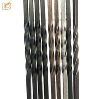 Hochwertige Moderne Schwarze 1/2''*44'' Hohlvierkant-Doppelgedrehte Schmiedeeisen-Balkon- und Treppengeländer für Innenbereiche