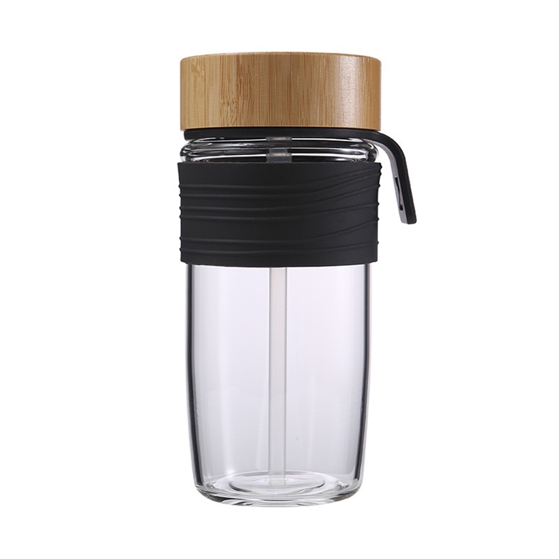 600ml Single layer glass fitness outdoor glass cup with straw silicone glass bottle