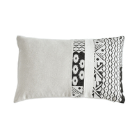 Coussin Frida Bohème Blanc Cassé à Base Unie, Jacquard Géométrique, Patchwork, Coussin Superposé Élégant pour la Décoration Intérieure