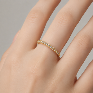 Anillo Clásico de Zirconia en Acero Inoxidable con Baño de Oro de 14K, Variantes en Color Oro y Plata, Joyería - Product Image 3