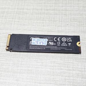 二手黑色 512GB NVMe PS5 PCIe 4.0 Gen M.2 内置 SSD 硬盘，适用于笔记本电脑游戏 - Product Image 2