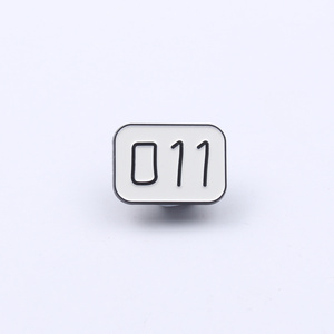 Broche de Dibujos Animados de <span class=keywords><strong>Stranger</strong></span> <span class=keywords><strong>Things</strong></span> al Revés <span class=keywords><strong>11</strong></span>, Insignia de <span class=keywords><strong>Stranger</strong></span> <span class=keywords><strong>Things</strong></span> - Product Image 5