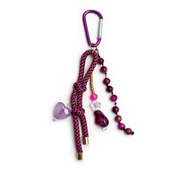 Porte-clés tendance et stylé en résine acrylique avec nœud et breloque cœur en lucite, pendentif de sac polyvalent, style Instagram, succès viral