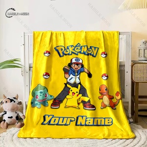 Manta estampada Poke-mon Charizard con nombre personalizado, multiusos para todas las estaciones, para siesta, camping, viajes, coche, sofá, lavable a máquina - Product Image 2