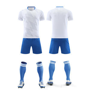 2026 Maßgeschneidertes Herren-Fußballtrikot Bestseller Schnelltrocknendes Fußballset Klassisch Atmungsaktiv Qualitätskleidung 100% Polyester - Product Image 3