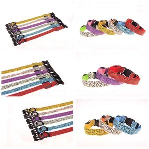 Collar de noche ajustable LED para mascotas, perros, gatos, cachorros, collar intermitente luminoso seguro, suministros para mascotas hechos de nailon duradero - Product Image 3