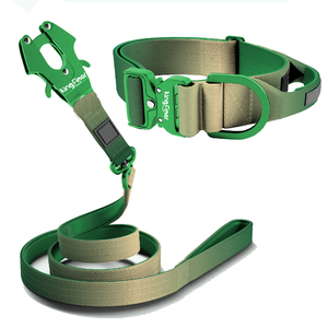Correa y <span class=keywords><strong>Collar</strong></span> Ajustable Táctico de Nailon Personalizado para Perro, Acolchado de Neopreno con Hebilla Ligera de Metal de Aluminio para la Temporada Navideña - Product Image 6