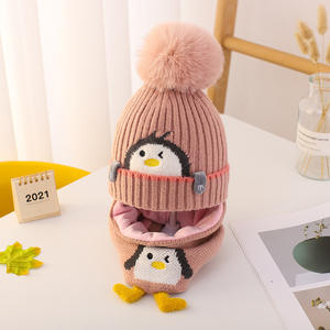 Conjunto de Gorro y Bufanda de Punto de Invierno con Diseño de Pingüino para Bebés de 1 a 3 Años, Gorro Infantil Suave y Cálido con Pompón - Product Image 4