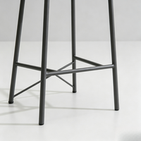 Tabouret de bar d'extérieur en alliage d'aluminium tressé avec accoudoirs, chaise de comptoir pour patio, gris foncé, durable, léger, moderne et minimaliste