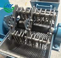 Broyeur à marteaux diesel avec cyclone pour un broyage de céréales sans poussière, concasseur de maïs portable pour usage agricole de petite taille JKY fiable