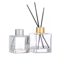 100ml 200ml Bouteilles carrées de diffuseur d'huiles essentielles en verre Récipients rechargeables de remplacement pour décor de parfum d'aromathérapie à la maison