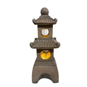 Classic Courtyard Garden Lamp Lights Solar Powered Polyresin Ornaments for Home Decoration