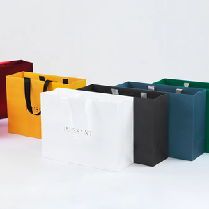 Sacs en papier cadeau blancs et oranges personnalisés avec logo OEM, imprimés, avec ruban et poignée en corde kraft, sacs en papier pour le shopping - Product Image 5