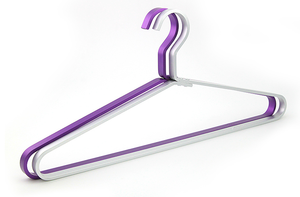 ゴールドカラー大人サイズ17.5インチアルミハンガー厚手ワイヤーハンガー - Product Image 5