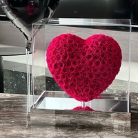 Beste Valentijnscadeau: Eeuwige Rozen in Hartvormige Acryl Bloemenbox, Echte Ge conserveerde Bloemen, Cadeau, Eeuwige Rozen, Teddybeerboeket