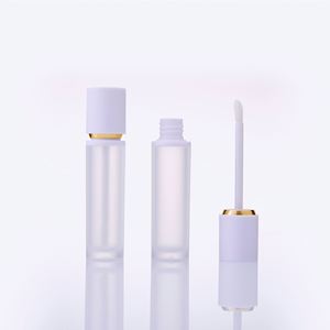 Tube <span class=keywords><strong>de</strong></span> brillant à lèvres rond dégradé personnalisé avec logo, capacité 8 ml, étiquette privée, boîtes vides en plastique pour brillant à lèvres, OEM pour utilisation avec le blush - Product Image 5