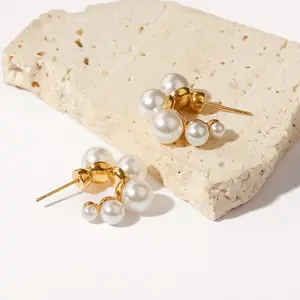 French Style New Design Elegant Bridal Pearl Flower Earrings High Quality C Shape Stainless Steel Earrings For Women