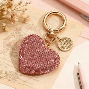 Llavero de Coche con Colgante de Corazón de Diamantes, Nuevo Regalo Personalizado, de Moda, Lujoso, de Metal, Venta al por Mayor - Product Image 4