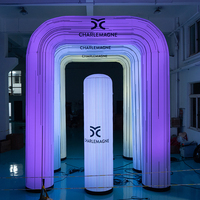 Colonne lumineuse géante gonflable à changement de couleur, design personnalisé pour la publicité de célébration en plein air