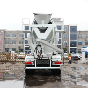 中国SINOTRUK HOWOコンクリートミキサートラック6x4ヘビーデューティ10ホイール12立方メートルディーゼルエンジンセメント混合トラック - Product Image 3