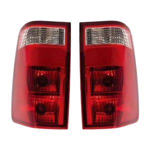 Nueva Bombilla de Luz Trasera Roja Individual XMAXVISION de Alta Calidad, 12V, Lente Transparente, 1 Año de Garantía para Modelos Titan 2004-2015 - Product Image 3