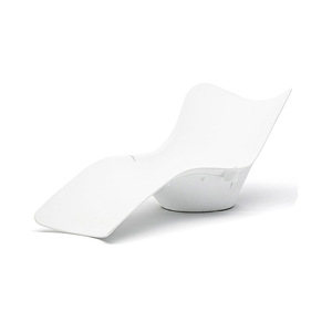 야외 수영장 해변 호텔 클럽 발코니 실내 거실 침실 워터 파크를위한 현대 플라스틱 누워 침대 및 의자 - Product Image 1