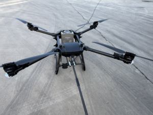 โดรนทำความสะอาดกระจกแรงดันสูง ประสิทธิภาพการทำงานสูง ความสูงบินได้ 100 เมตร ใช้เวลา 15-20 นาที สภาพใหม่ ใช้น้ำเย็น - Product Image 3