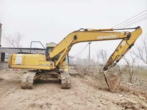 รถขุดมือสอง ราคาถูก คุณภาพสูง ยี่ห้อโคมัตสึ รุ่น PC200 Pc200-7 Pc200-8 Pc220 - Product Image 2