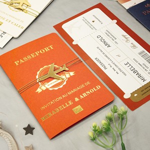 Thème de voyage carte <span class=keywords><strong>d</strong></span>'embarquement passeport Anime amour Invitations de mariage imprimables papier UV Destination modèle <span class=keywords><strong>d</strong></span>'invitation de mariage - Product Image 1