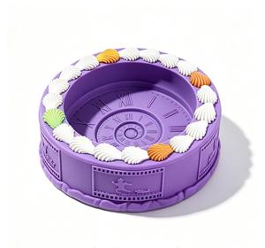 Comedero portátil de alimentación lenta para mascotas, antideslizante, de silicona, con diseño de pastel, para perros y gatos, para el hogar y viajes, al por mayor - Product Image 1